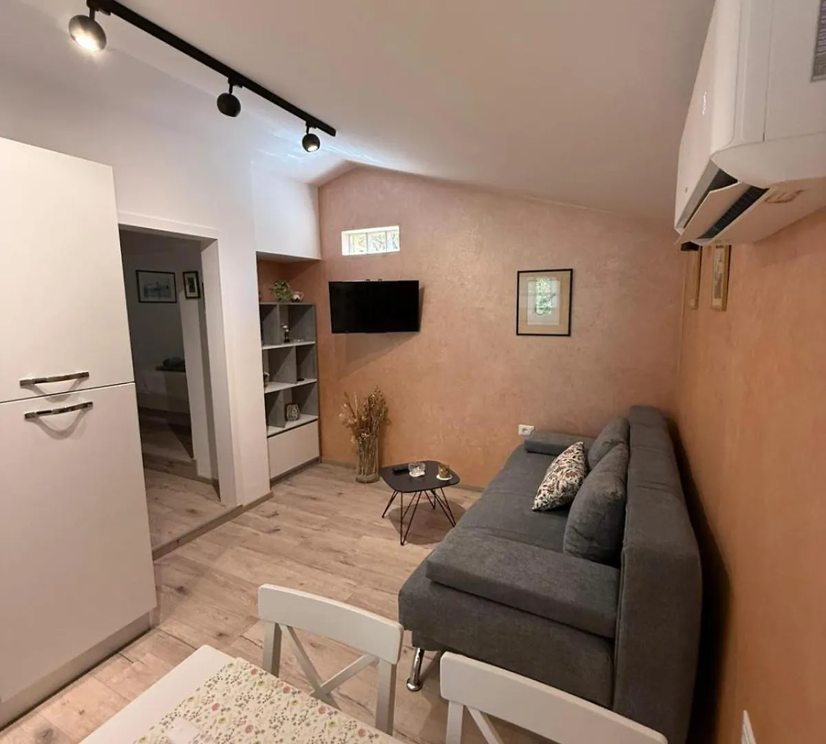 Apartamento Apartman Etta - Šišan